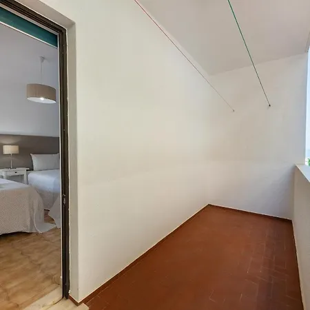 Carol & Vany Apartment Quarteira