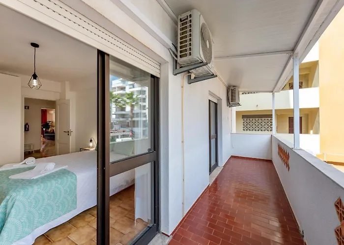 Carol & Vany Lägenhet Quarteira