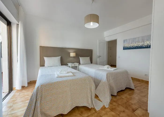 Carol & Vany Lägenhet Quarteira